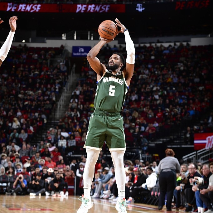 比斯利被调查的比赛发生在23-24赛季效力雄鹿期间