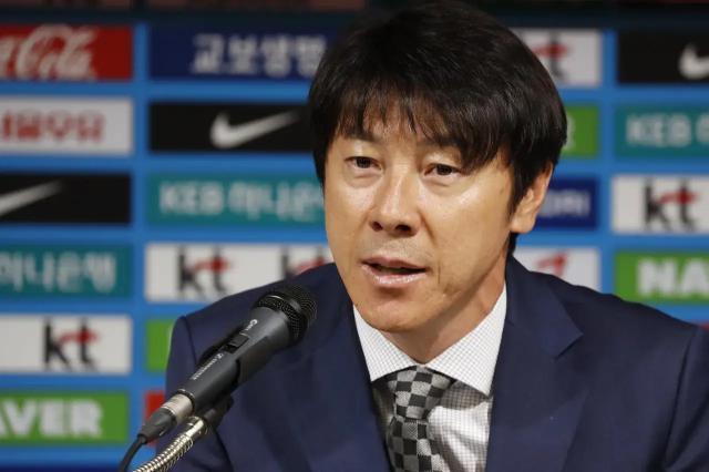 申台龙自曝胸部大手术经历 暂定8.12返回印尼