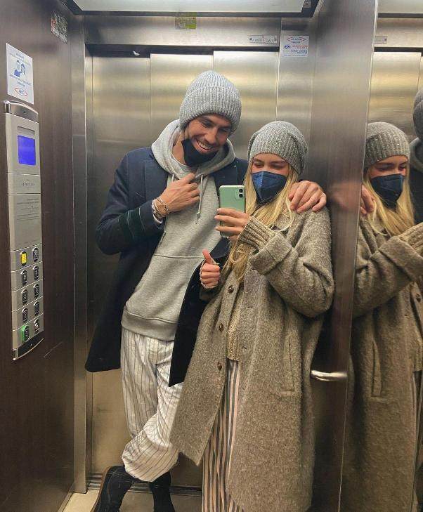 菲戈仨闺女美艳如花 大女儿跟西班牙国王表弟拍拖