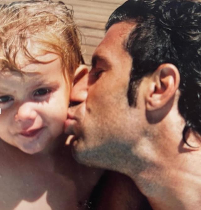 菲戈仨闺女美艳如花 大女儿跟西班牙国王表弟拍拖