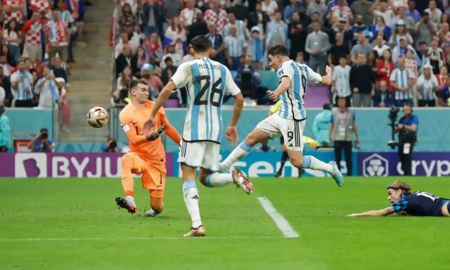 注册入口-【世界杯】梅西传射 曼城前锋2球 阿根廷3比0进决赛